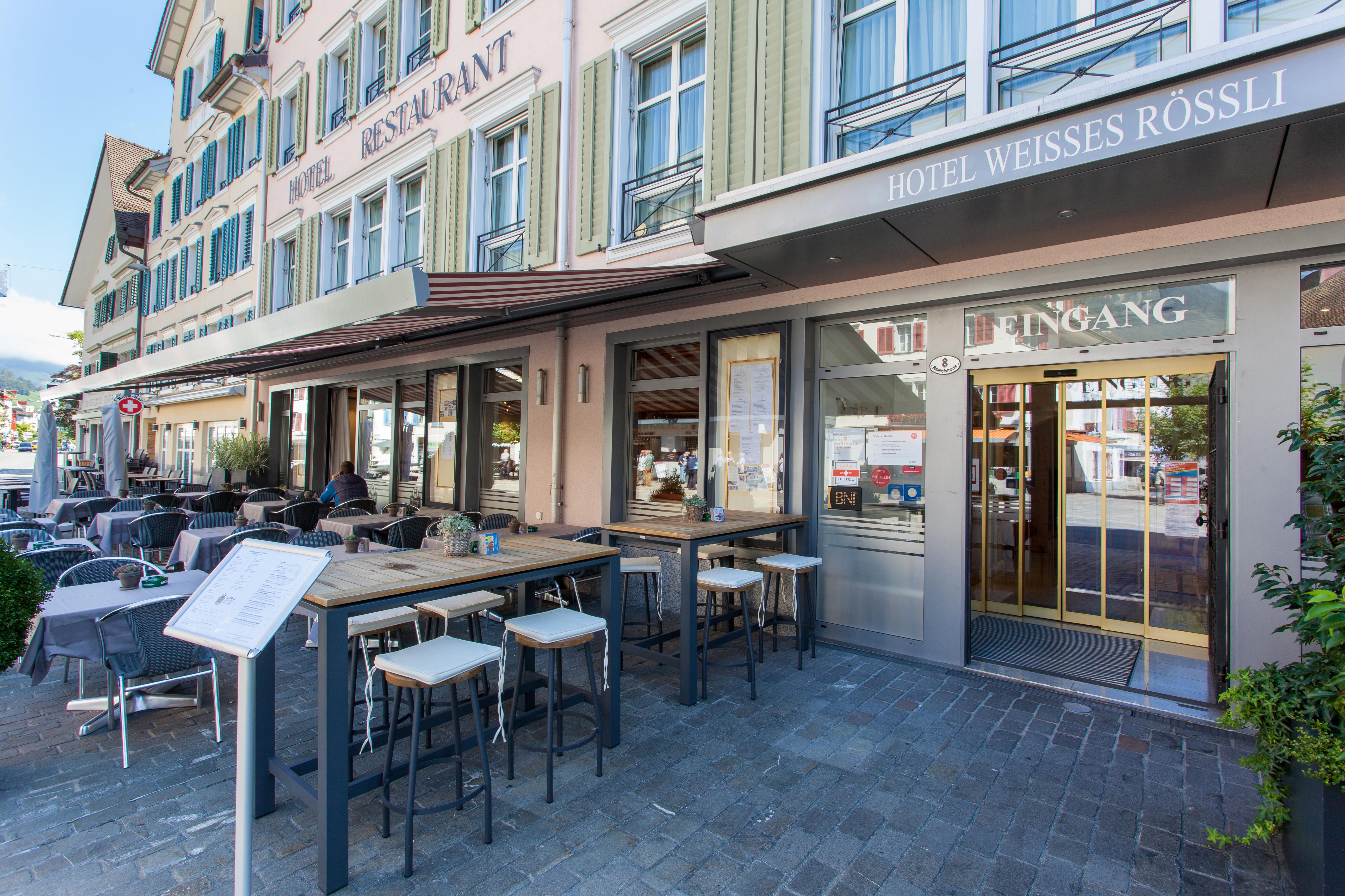 Weisses Roessli Swiss Quality Hotel Бруннен Экстерьер фото